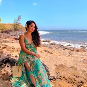 Meet your Posher, Nadia